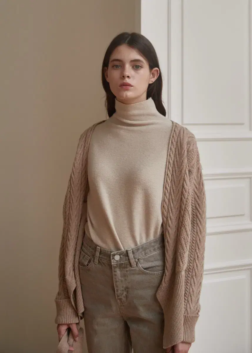 Wool cashmere vahn pola beige knit