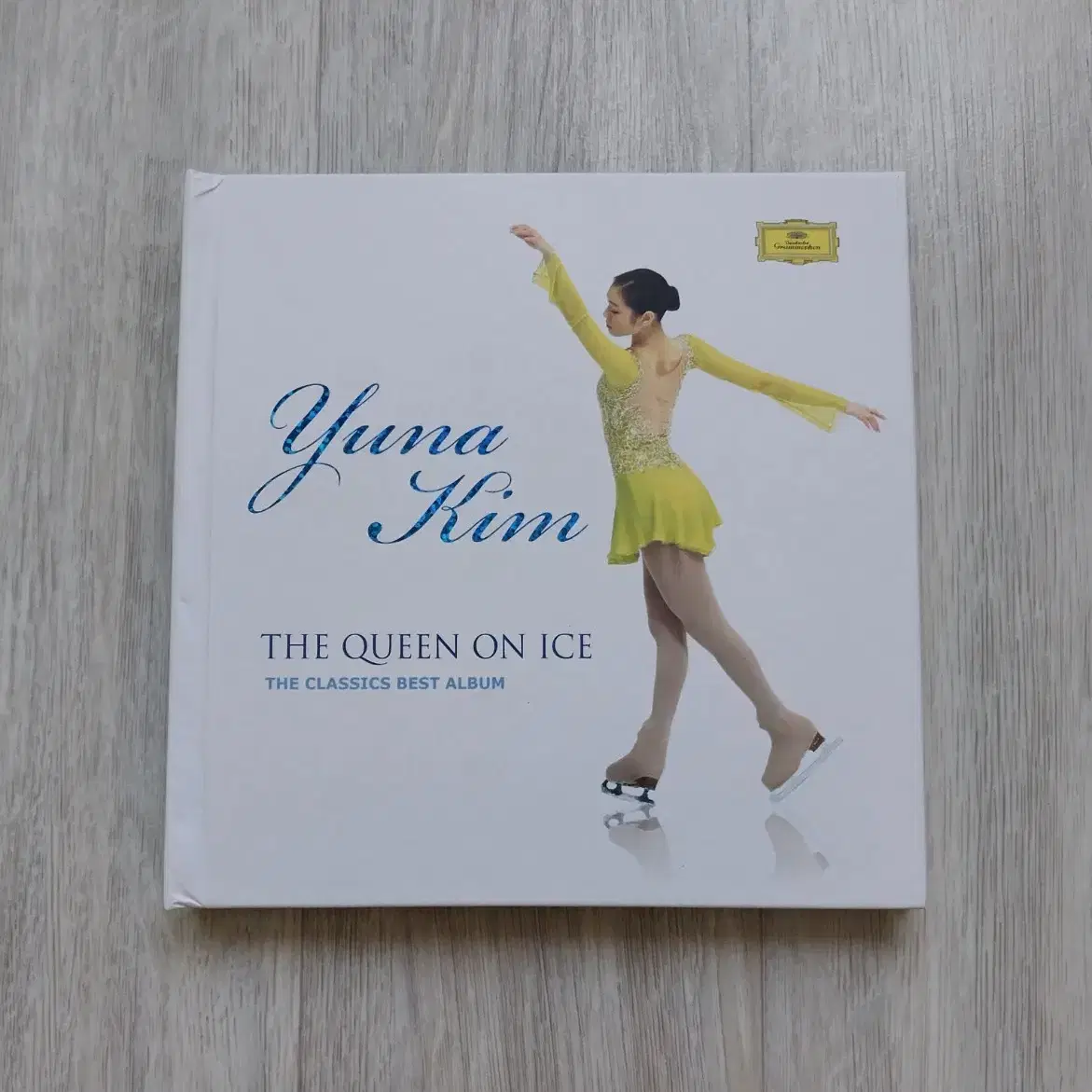 [택포] 김연아 The Queen On Ice 2CD+DVD 중고A급