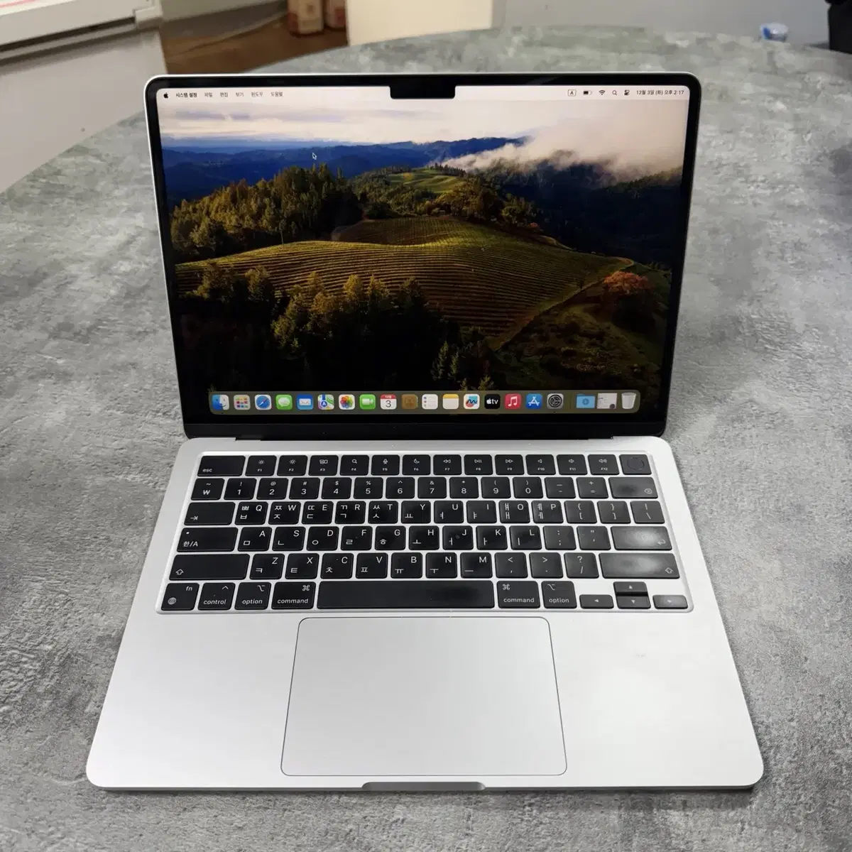 MacBook Air 맥북 에어 13인치 M2 A2681 판매합니다.