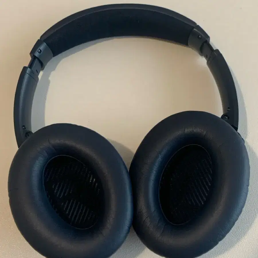 보스 QC35 2 (이어패드 교체함) 네이비