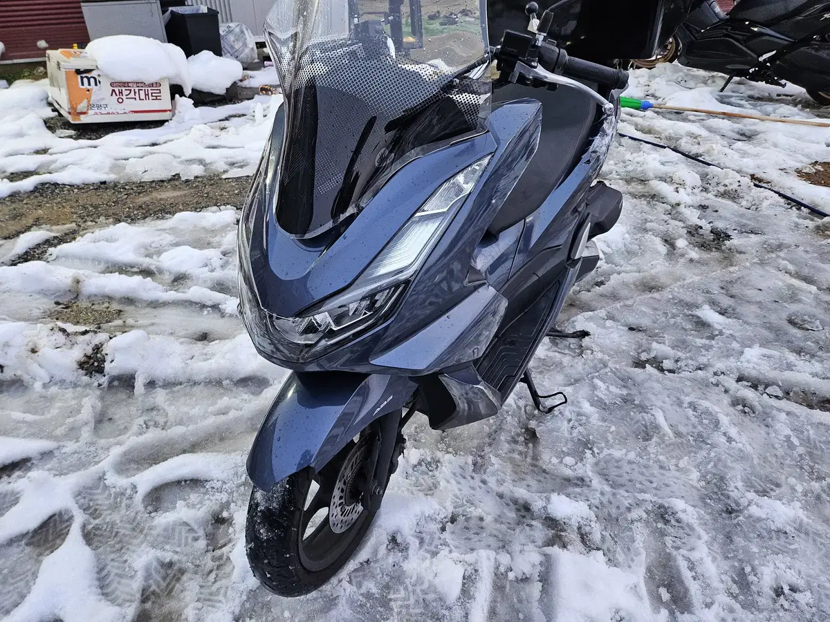 PCX125cc 22년식 판매합니다 39,xxx km   240만