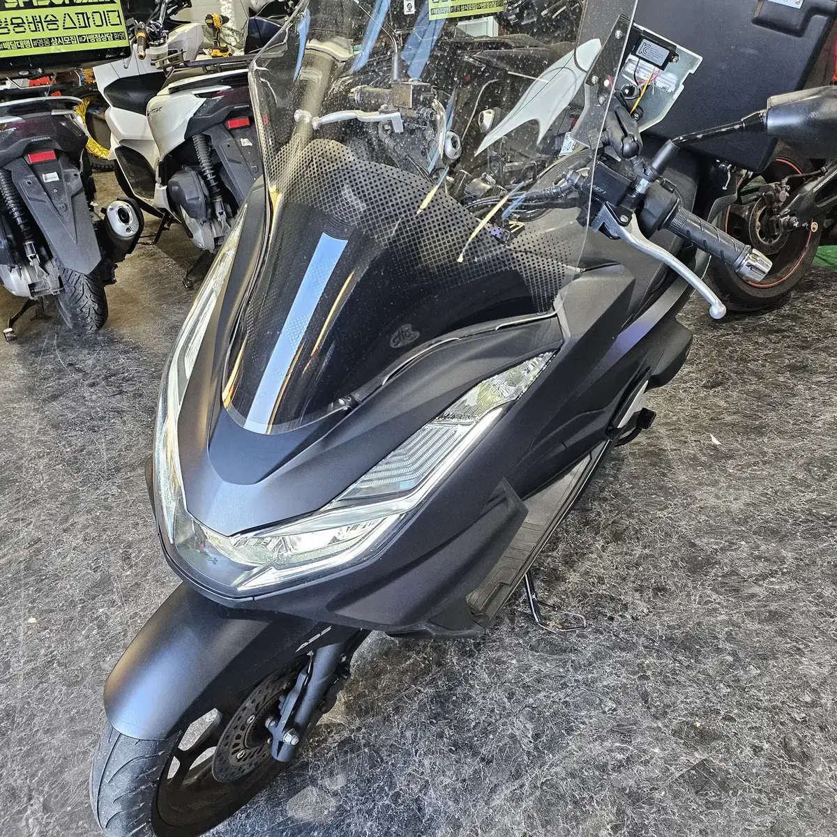 PCX125cc 22년식 판매합니다