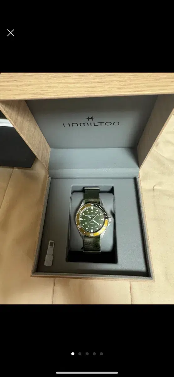 Hamilton Khaki Navy Scuba Quartz