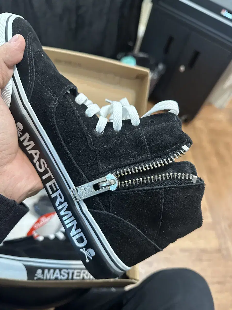 mastermind x vans