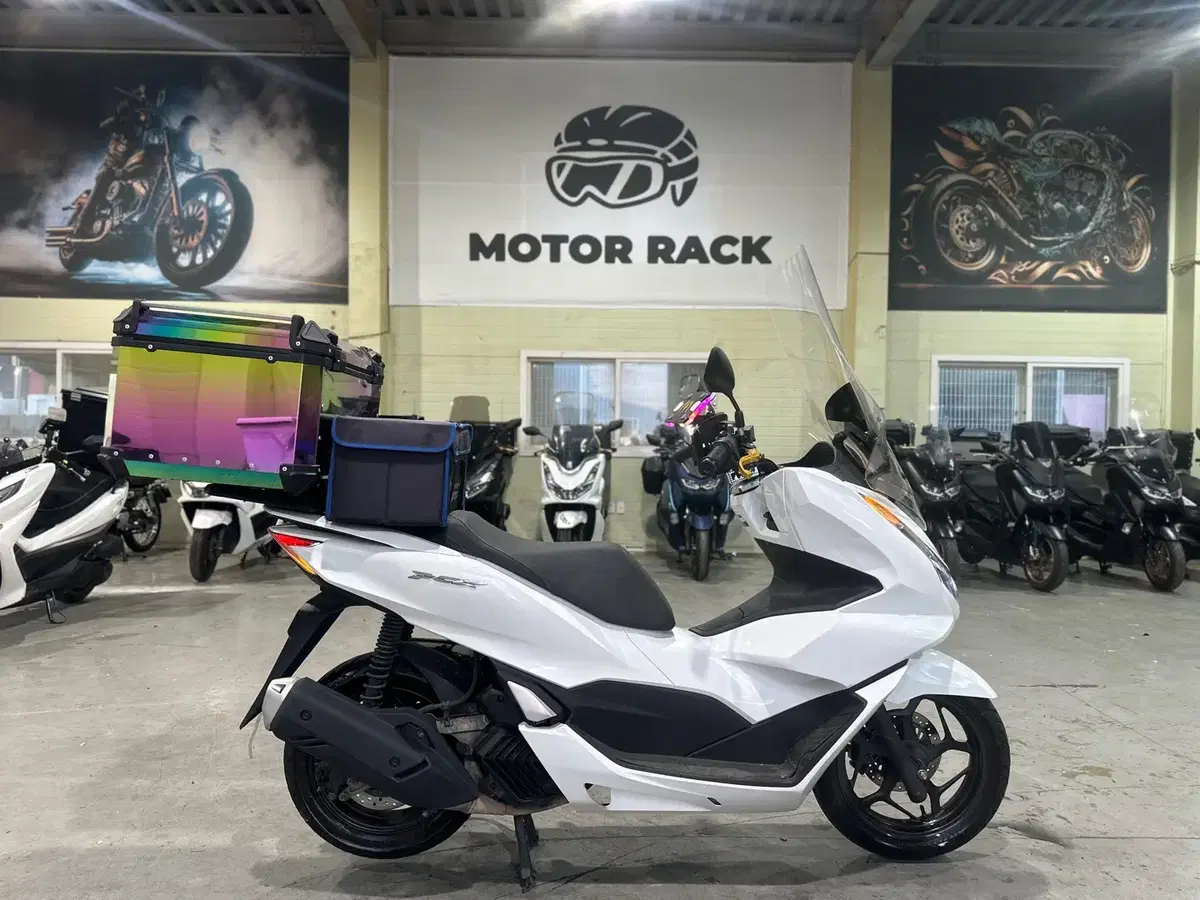 혼다 PCX125ABS 22년 1.6만 완무 풀옵션 차량상태 S급판매