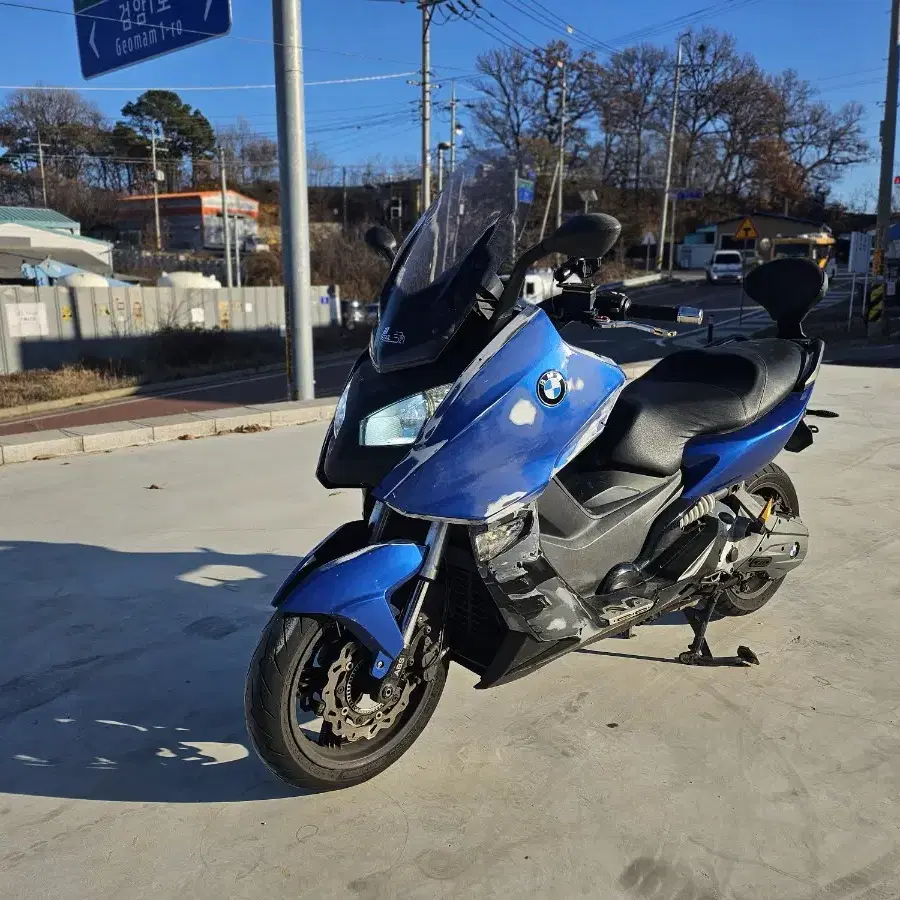 BMW c600s 13년식 7만키로 260만원 블랙도색중