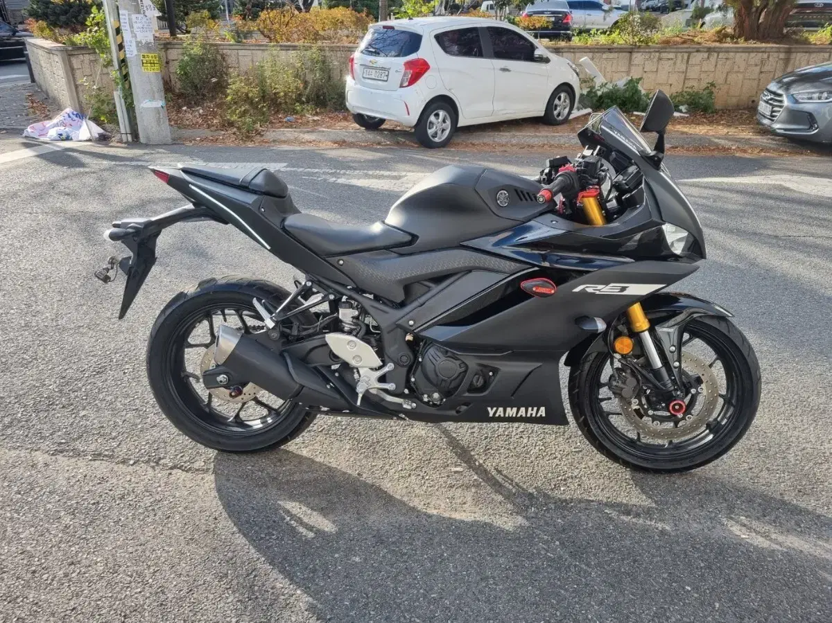 야마하 yzf r3 19년 신차급 짦은키로수 대구 mt03 닌자400