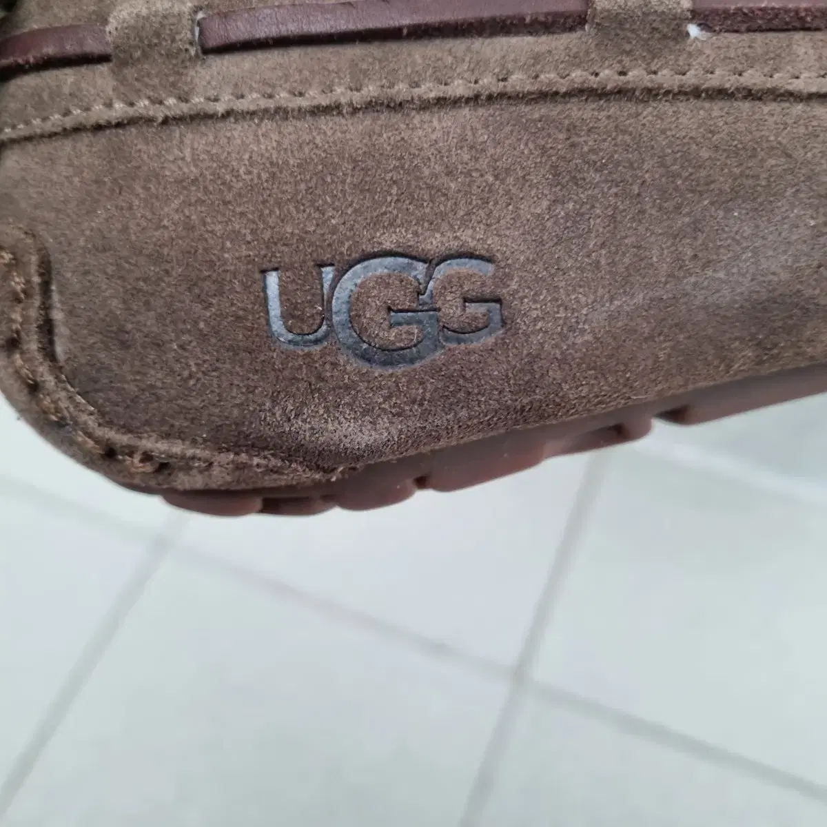 <새상품>UGG 어그 양털 로퍼 신발