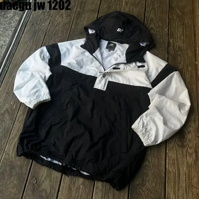 100-105 NEW BALANCE ANORAK 뉴발란스 자켓 아노락