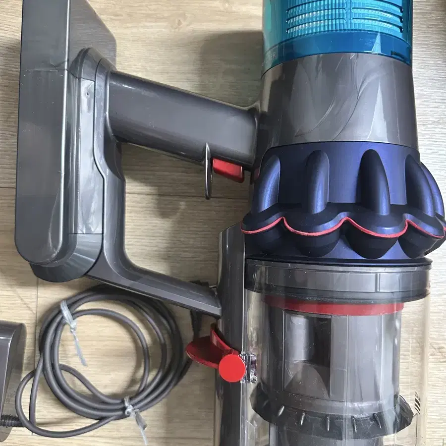 다이슨(Dyson) V15 디텍트 청소기 (새제품)