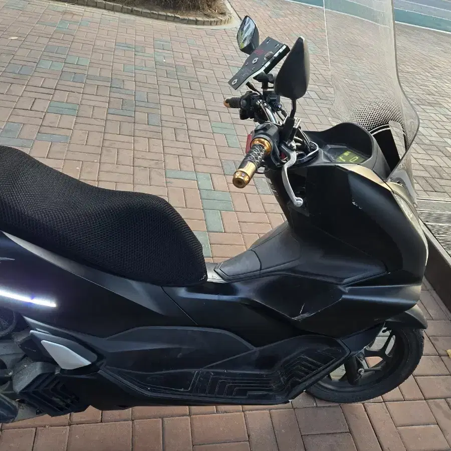 pcx 22년 33671키로