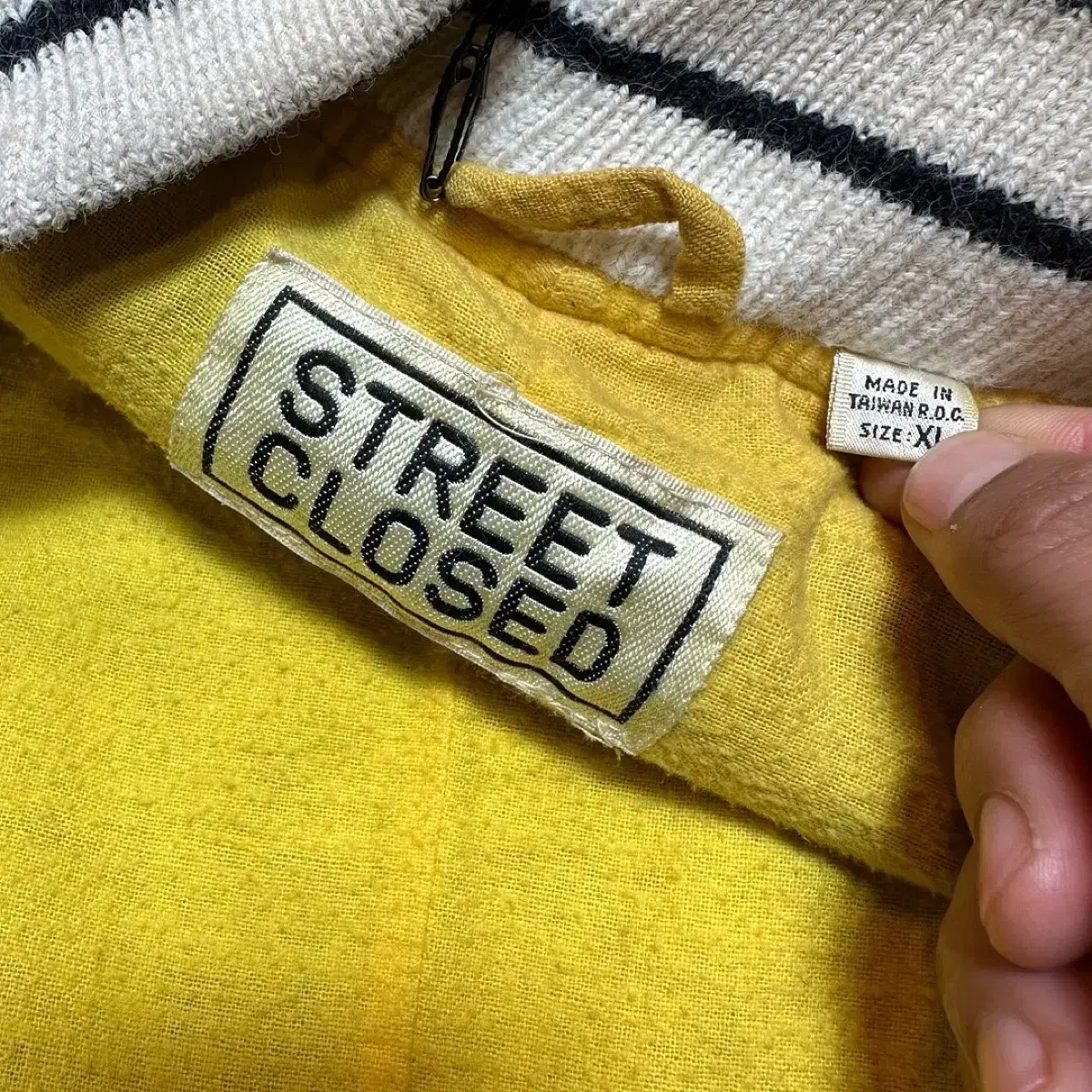 [105]Old Street Closed 드랍숄더 스타디움 자켓