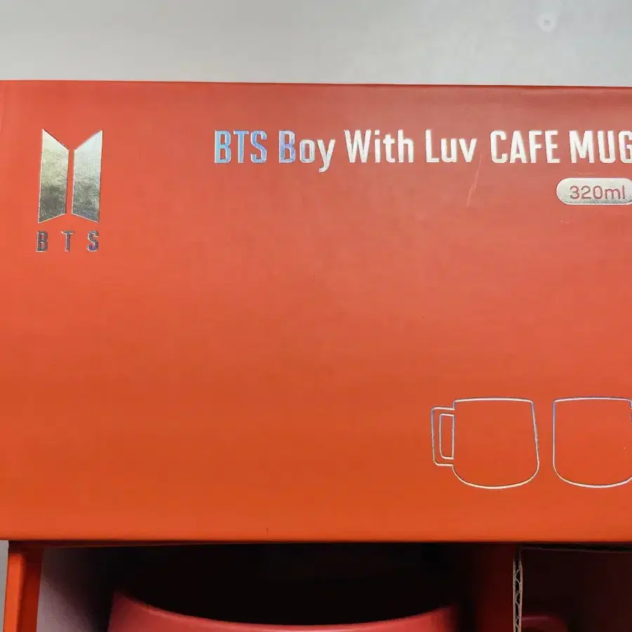 BTS 머그컵 Boy with luv cafe mug 320ml