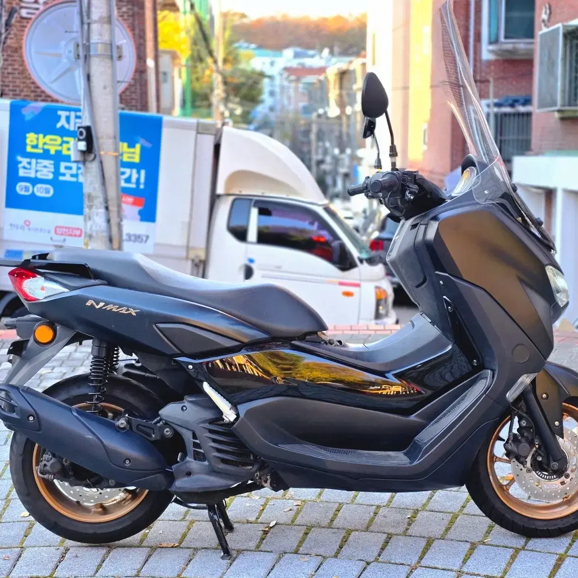 21년식 NMAX125 블랙ABS 팝니다