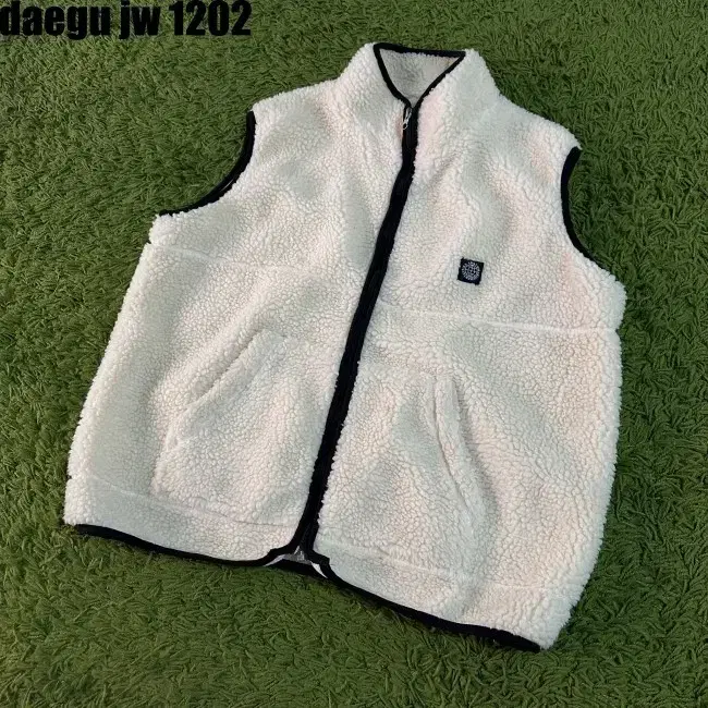 L LMC VEST 엘엠씨 후리스 조끼