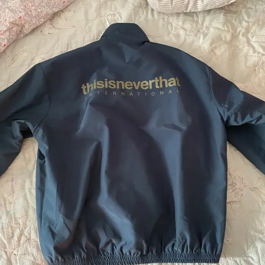 디스이즈네버뎃 블루종 thisisneverthat team jacket