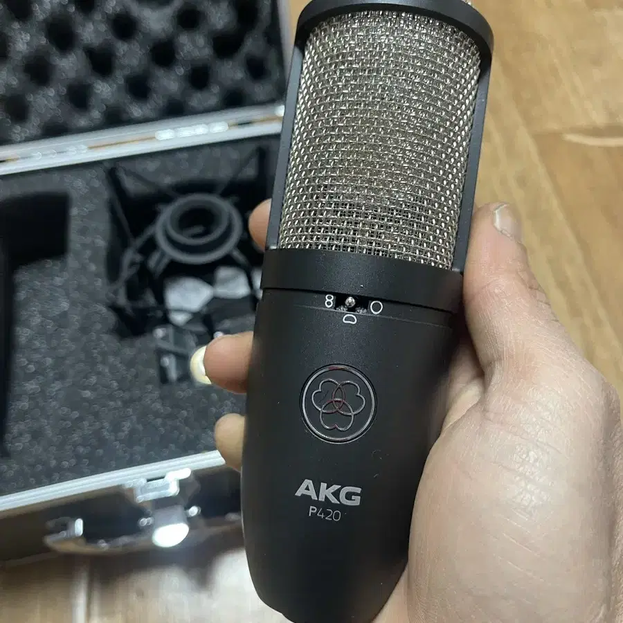 AKG P420 마이크 팝니다