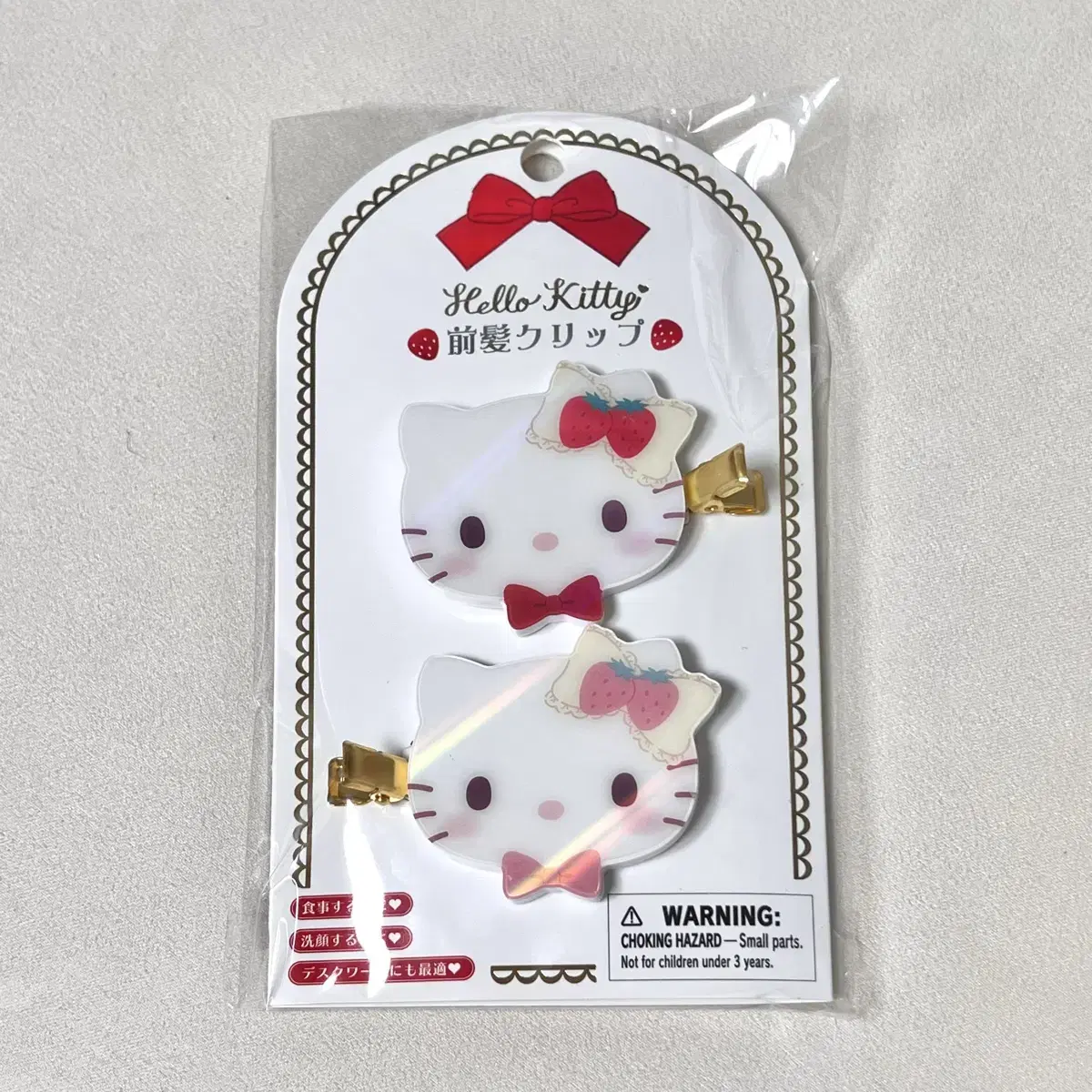 Hello Kitty Strawberry Kitty acrylic bangs