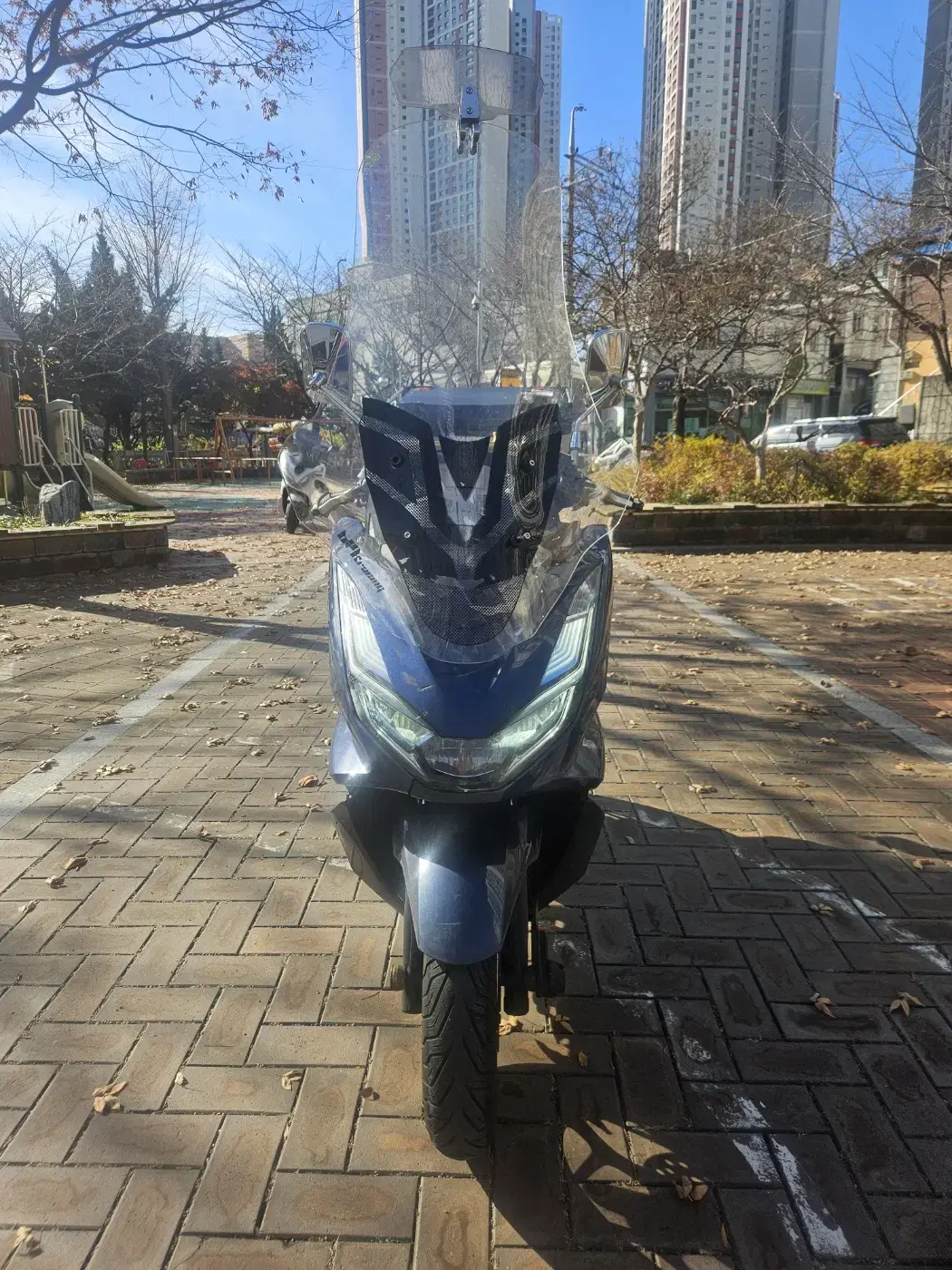 pcx125(22년식 묻따로던집니다)