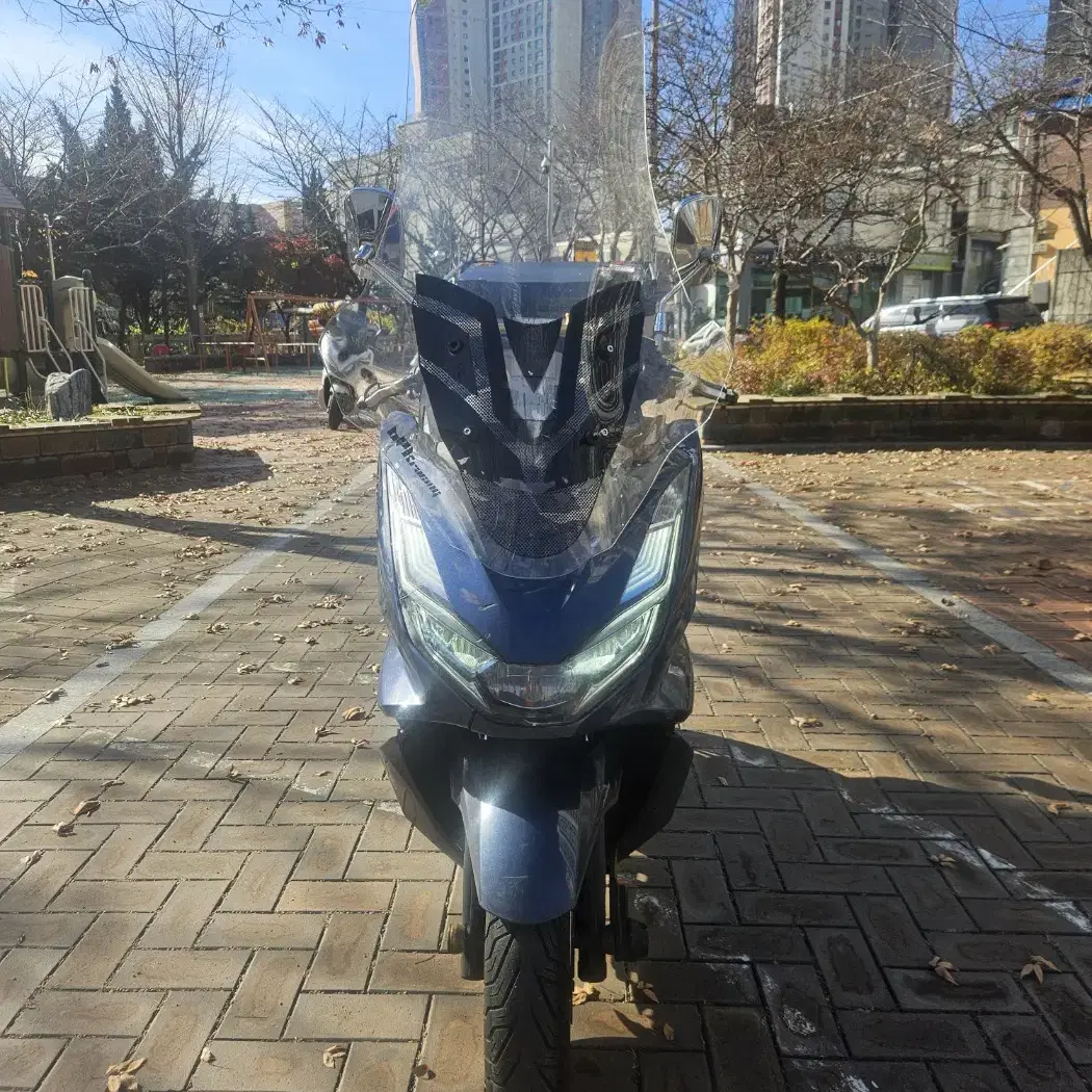 pcx125(22년식 묻따로던집니다)