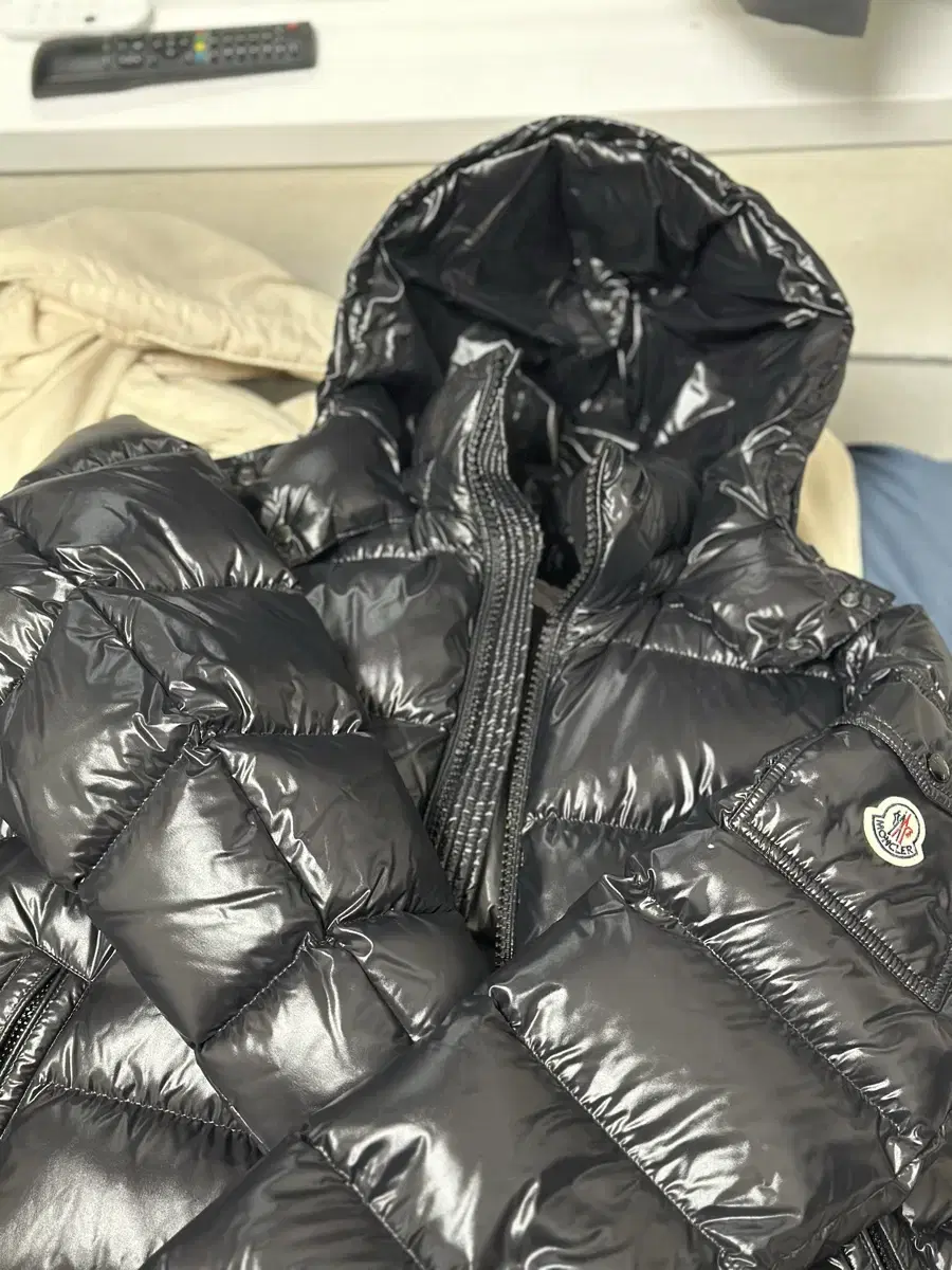 [Sold out] Moncler maya, size 4, for sale