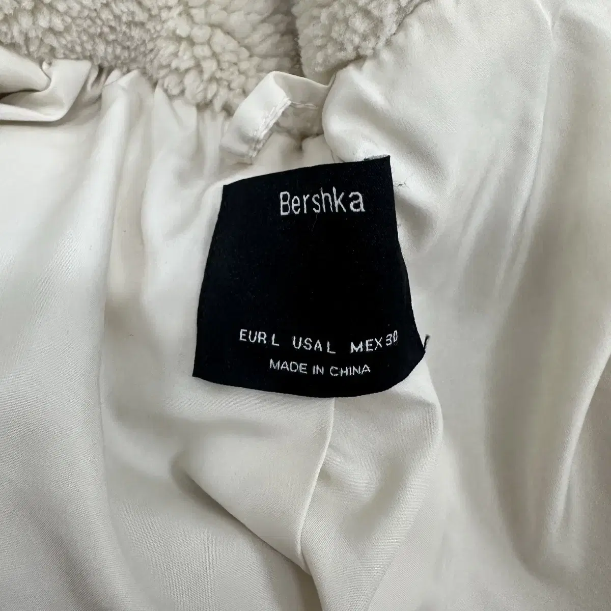 BERSHKA 버쉬카 털 자켓 점퍼 L