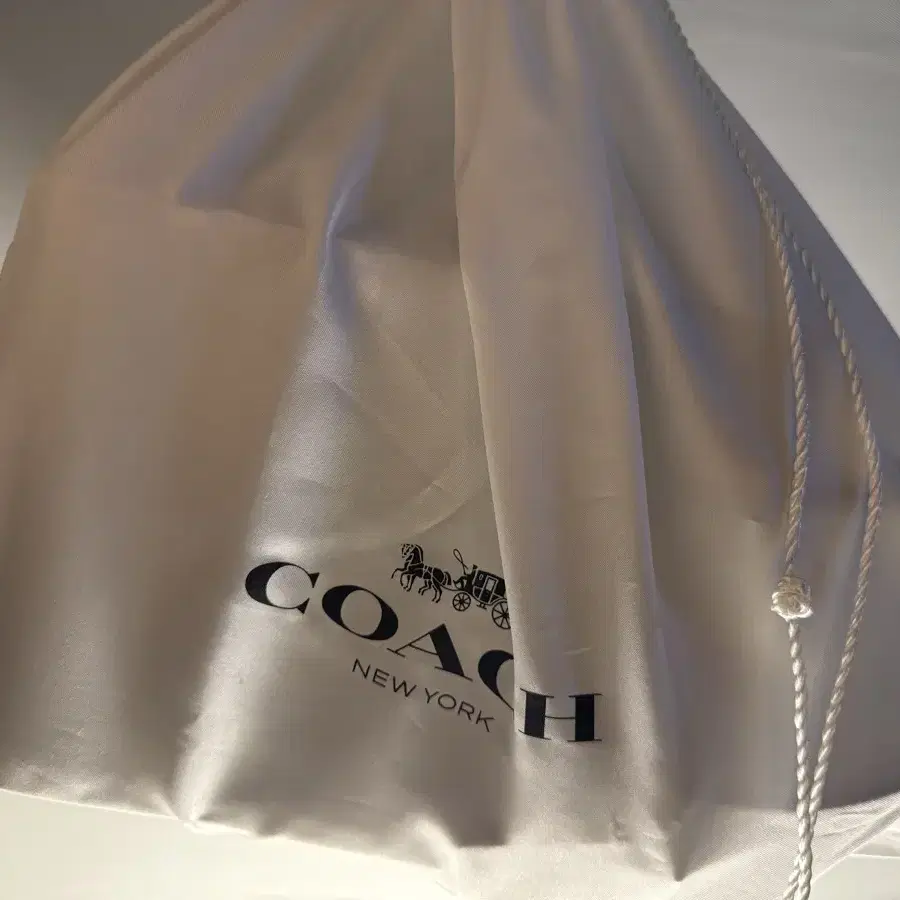 코치가방 coach 미니크로스백