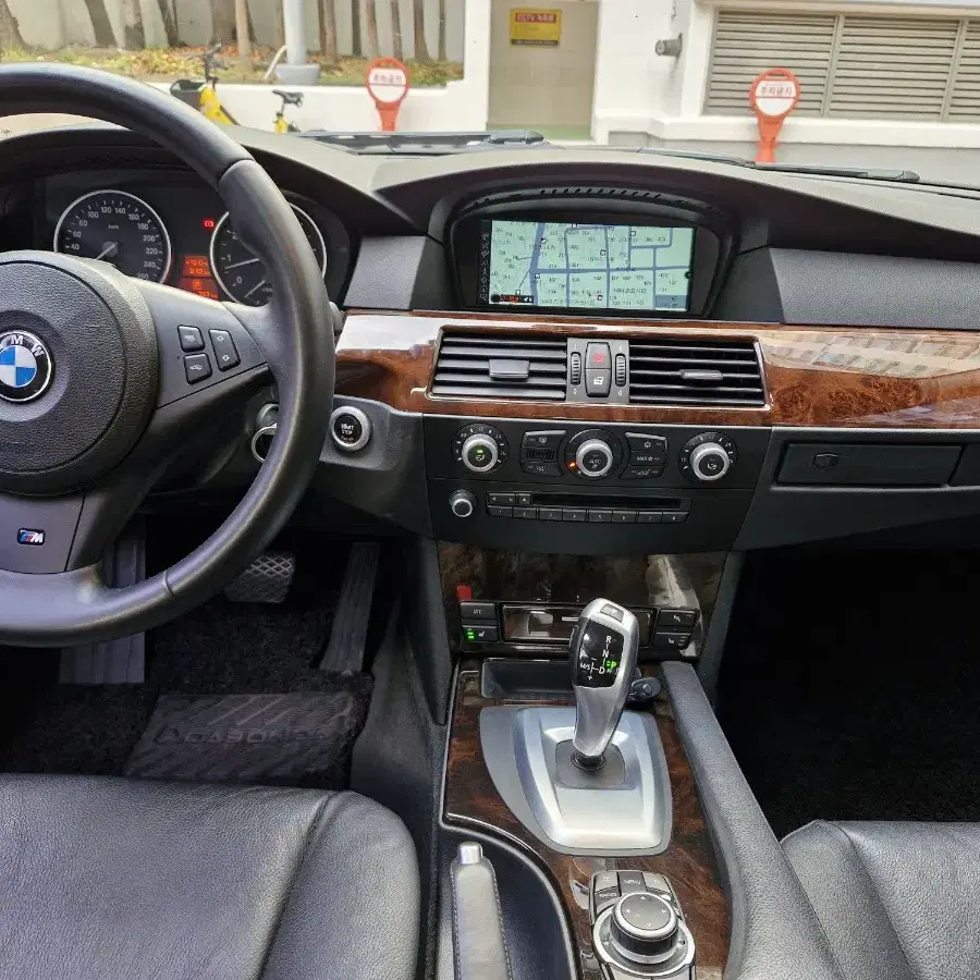 2010년2월 BMW E60.528i SE