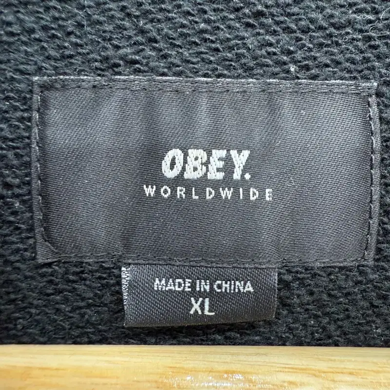 [ OBEY ] 오베이 후드티 [XL]