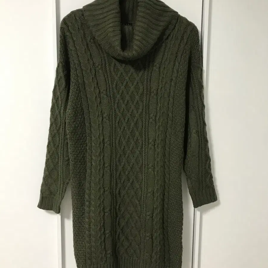 vintage khaki turtle neck one-piece