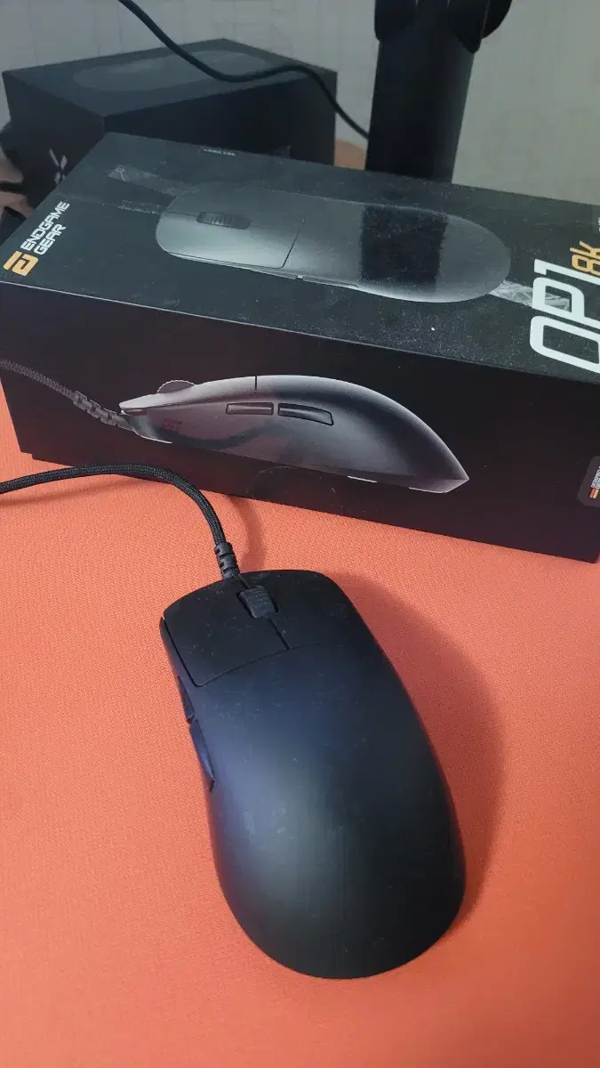 엔드게임기어 OP1 8K Gaming Mouse 게이밍 유선마우스 클로그