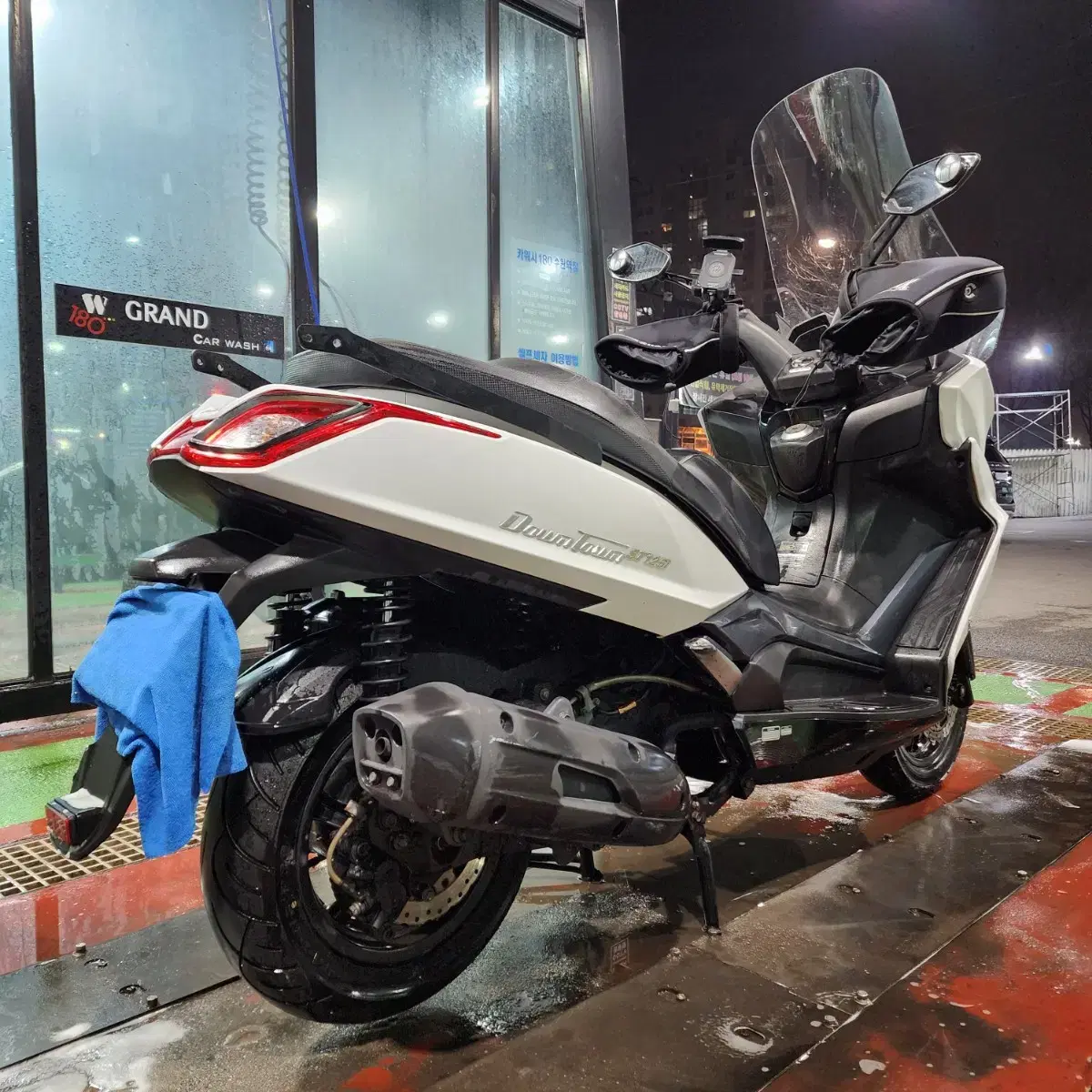 다운타운 st125i 16년식