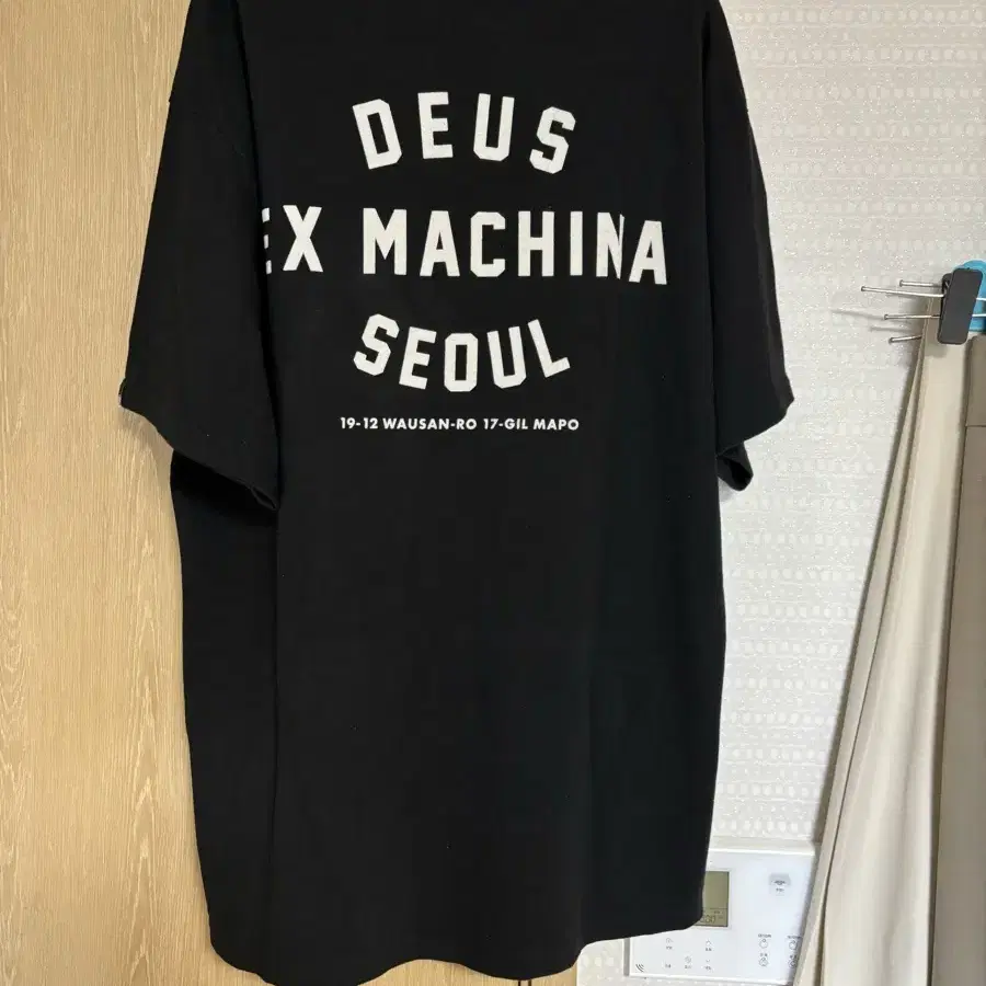 Deus 반팔티 Xl