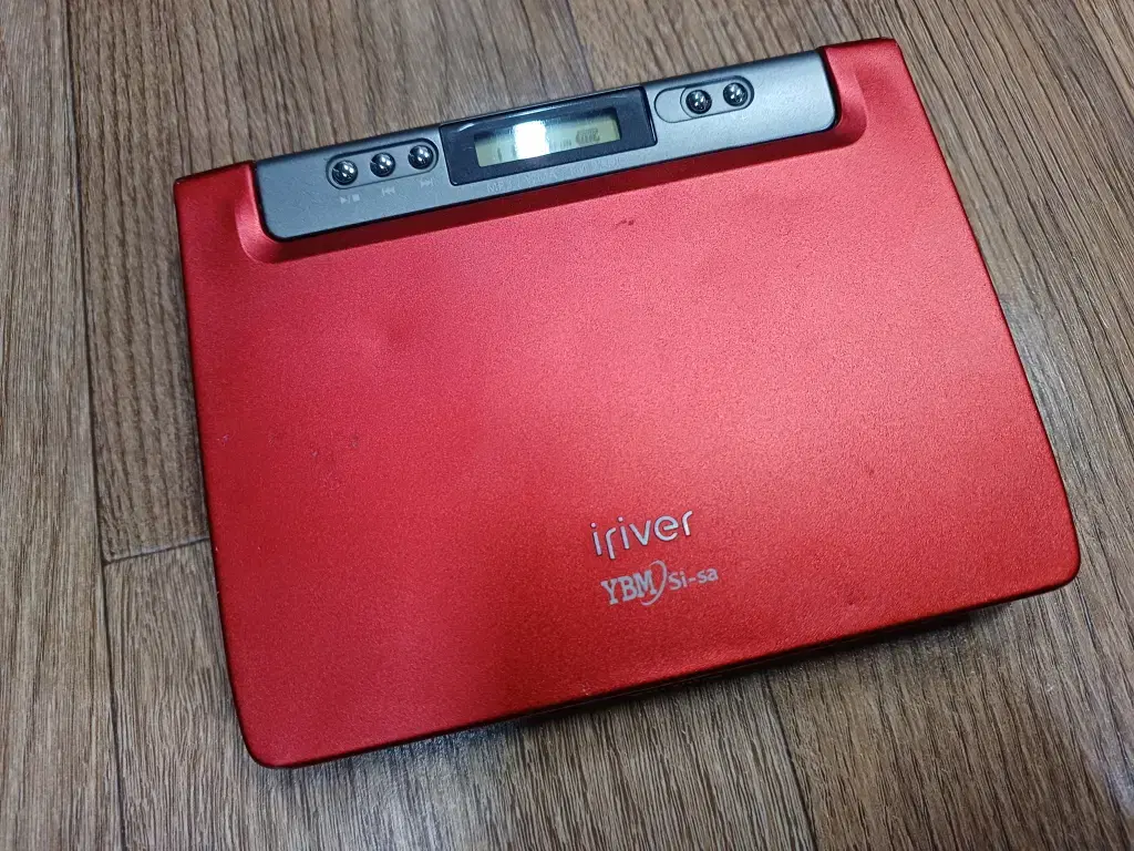 iriver D10 전자수첩 MP3/라디오/녹음기/시계/텍뷰등