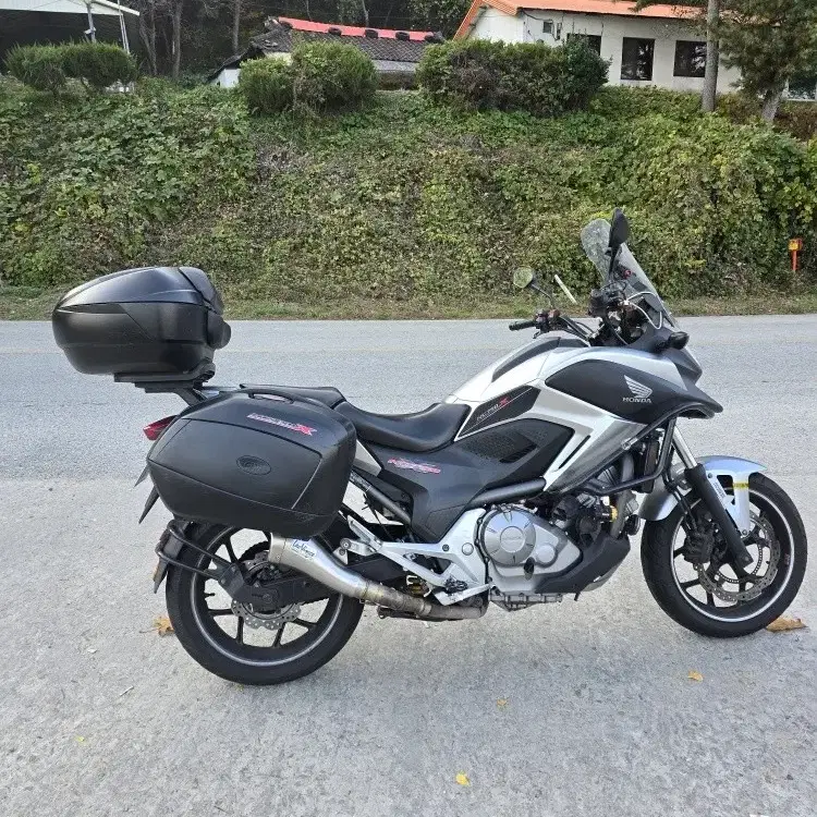 혼다 NC700X 풀배기 판매합니다.