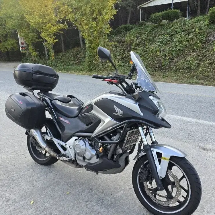 혼다 NC700X 풀배기 판매합니다.