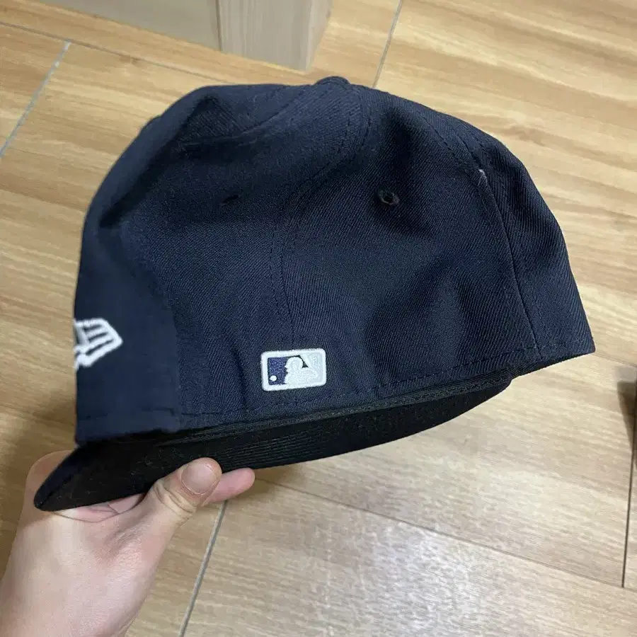 뉴에라 59 fifty 7 1/4 (57.7cm)