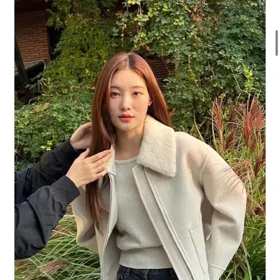 온앤온 털카라 핸드메이드 점퍼