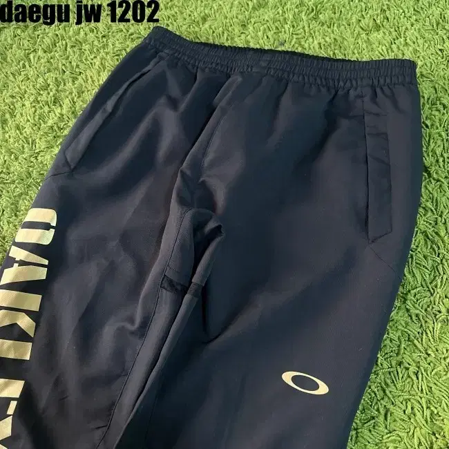 XL OAKLEY PANTS 오클리 바지