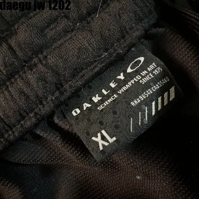 XL OAKLEY PANTS 오클리 바지