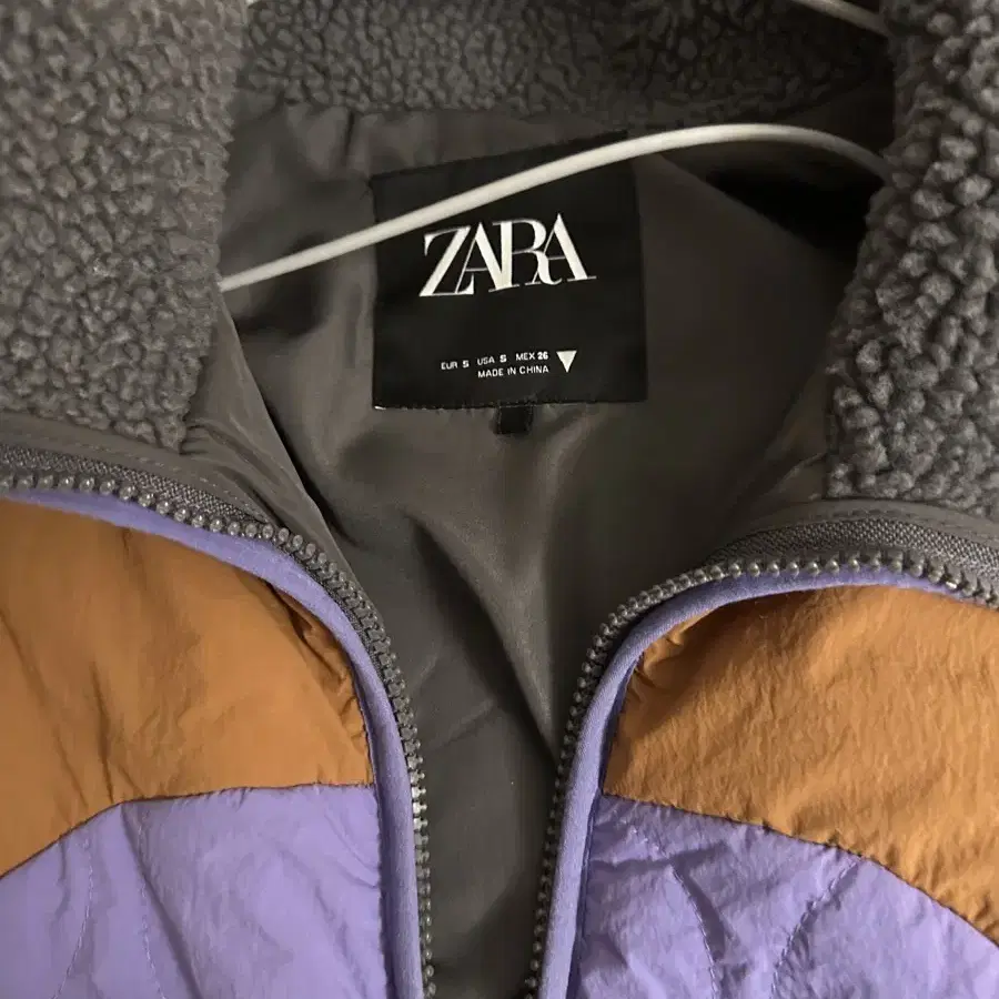 Zara 자라 뽀글이 후리스 콤비 점퍼 숏패딩 패딩