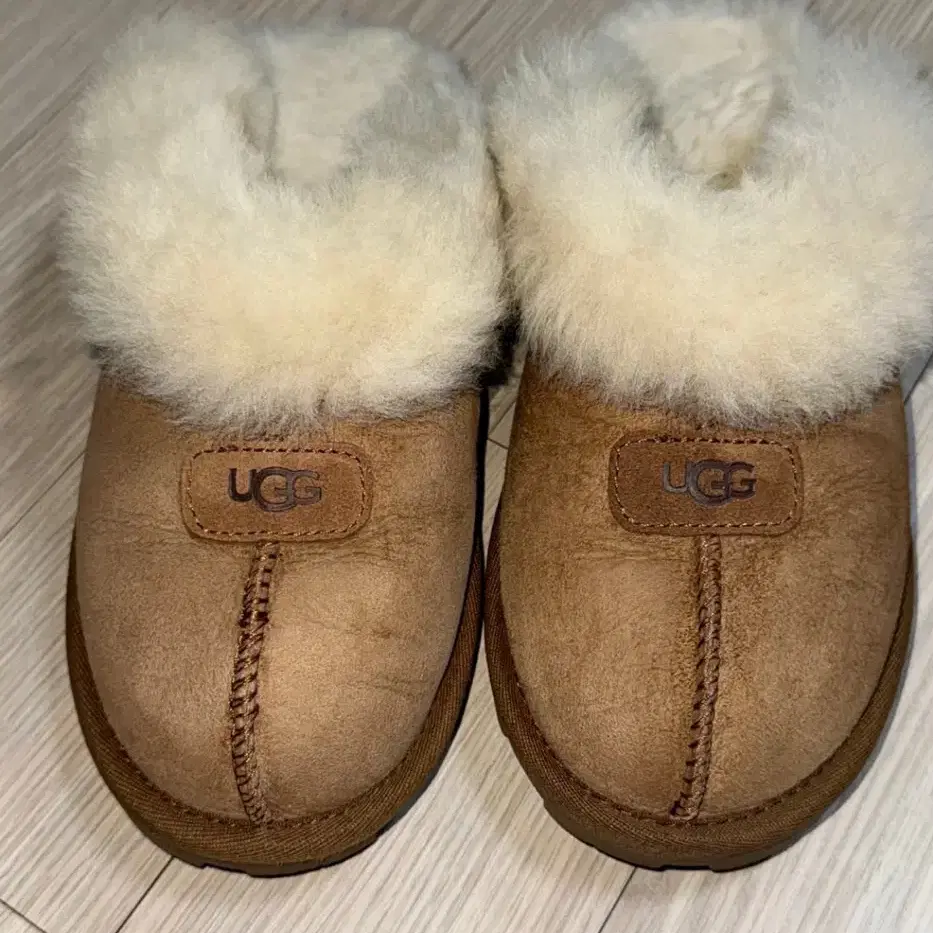 (사이즈230) 어그 UGG 여성 코케트 (5125-CHE)