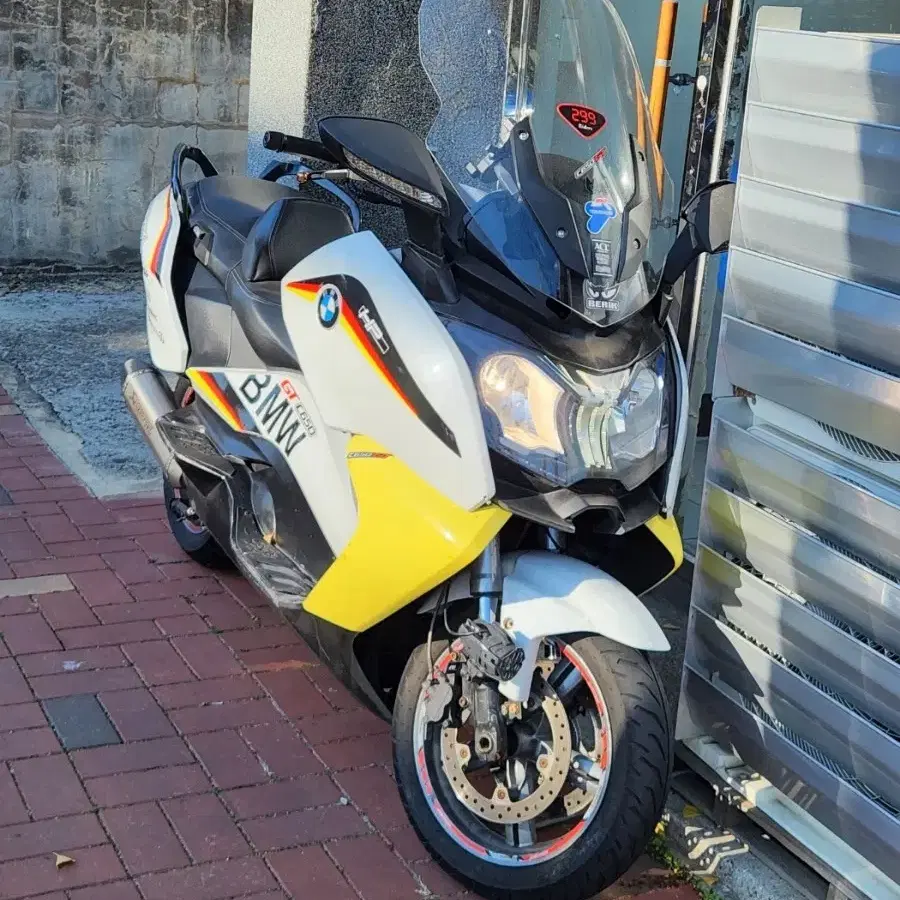 bmw c650gt 13년식 아크라풀배기