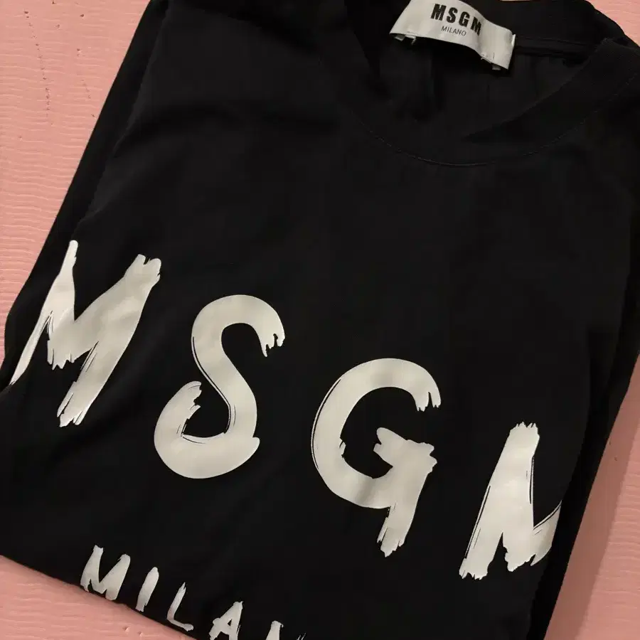 MSGM 엠에스지엠 반팔티 (블랙