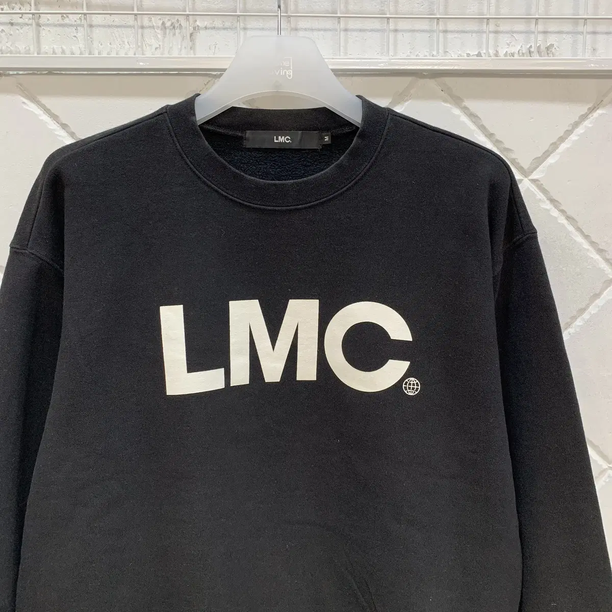 LMC 한정판 빅로고 블랙 맨투맨