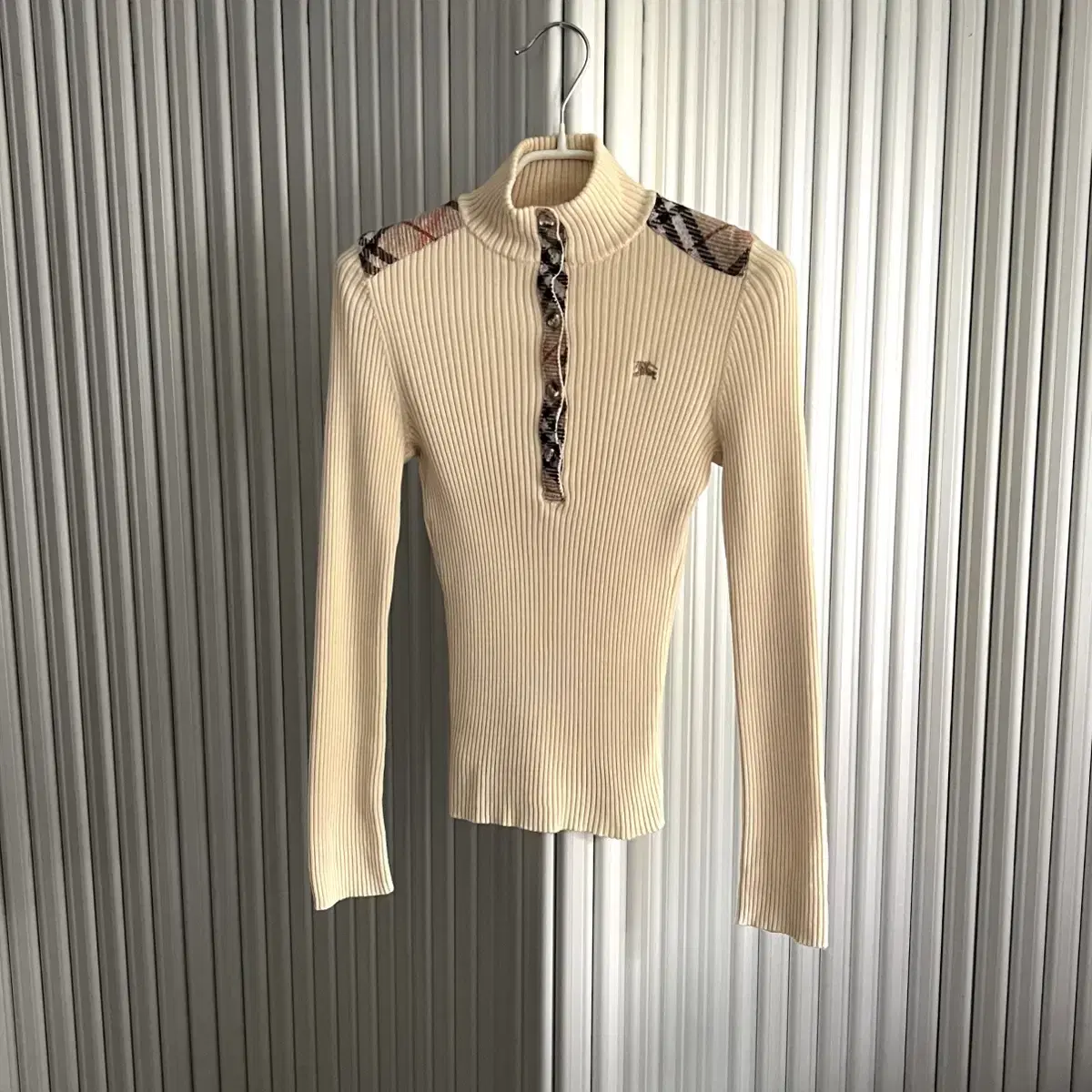 Burberry knit