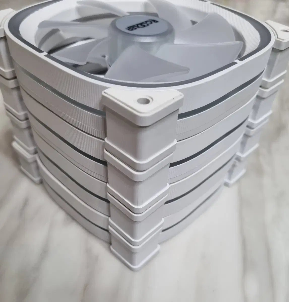 PCCOOLER EF120 ARGB 120mm 시스템쿨러 4개일괄