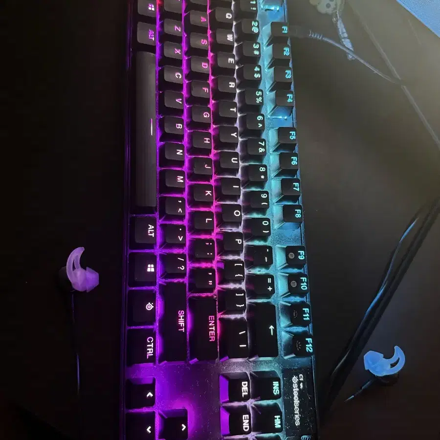 스틸시리즈 apex pro tkl 팝니다