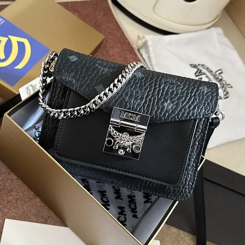 엠씨엠 사첼 스몰 MCM Tracy Visetos Satchel 미니