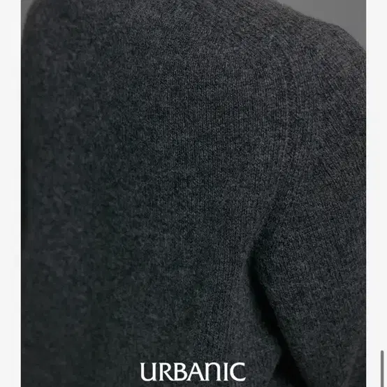 urbanic30 얼바닉 브이넥 니트 새상품